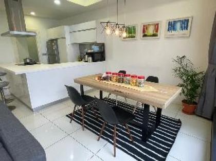 M City Ampang Duplex 2 bedroom - image 3