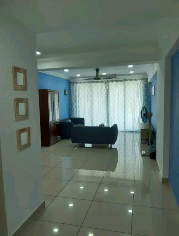 D'alamanda 3 rooms apt near sunway velocity - image 3