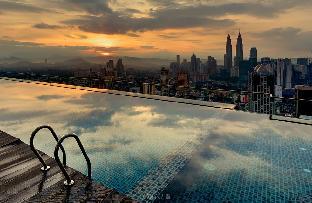 Heaven on Earth Sky Pool View Kuala Lumpur - image 4