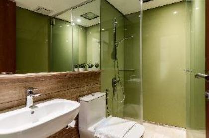 MONTLY OFFER 3BR 3 Min Walk KLCC FREE WIFI 6 PAX - image 3