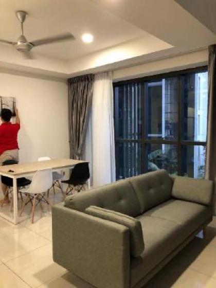 MCity Jalan Ampang-2rooms Duplex (10mins to KLCC) - image 4