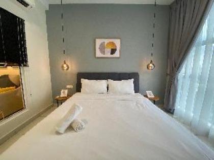 Alluring 1BR Suite @ ARTE MTKIARA/FREE1PARKING/ - image 10