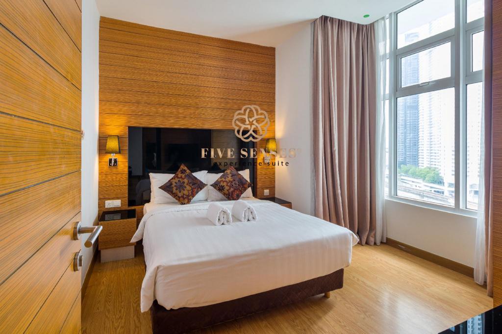 Queen Bedroom Suites  Kuala Lumpur #TB2Q1Q - image 5