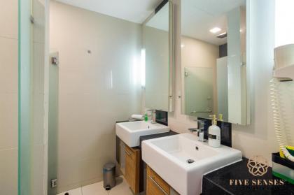 Studio Bedroom with Bath Tub  #TCH1K - image 10