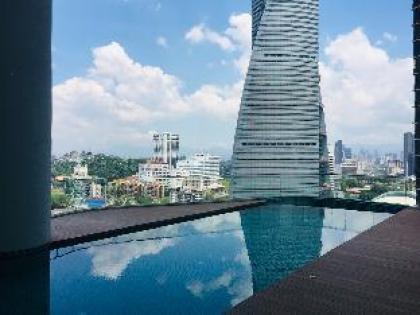 Luxury Apartment 2 Privatelift 100mLRT Midvalley - image 14