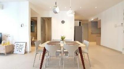 Luxury Apartment 2 Privatelift 100mLRT Midvalley - image 2