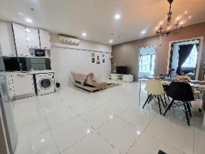 Excellent Location KLCC Bukit Bintang 2BrApartment - image 4