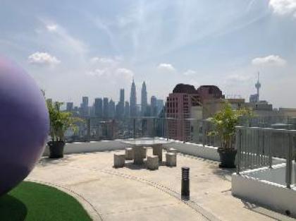 Cozy 2BR Condo in KL with Easy Access to Hotspots - image 13