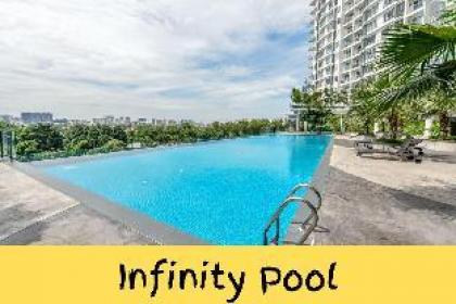 British Colonial 2 bedroom - 5 mins to Mid Valley - image 9