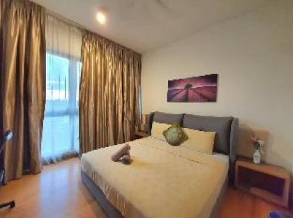 Regalia Suites - Family Three Bedrooms Apartment - image 8