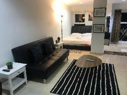 HOMELY STUDIO  KL City  100 Mbps WiFi  NETFLIX - image 3