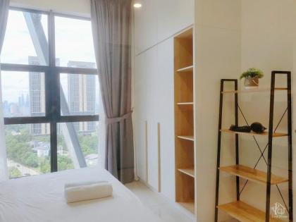 Comfy Arte Mont Kiara 1-3 Pax Home  KLCC View - image 22