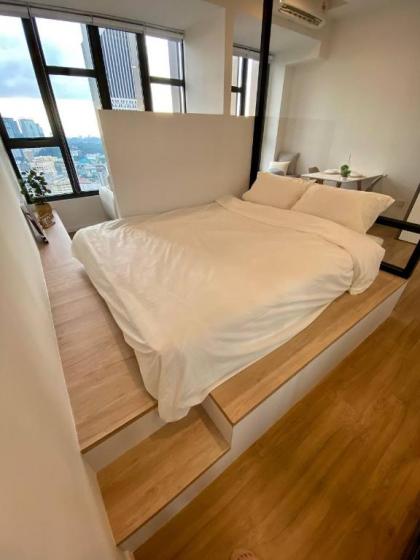 Cozy MUJI Studio Suites @ KLCC 【3pax】 - image 19