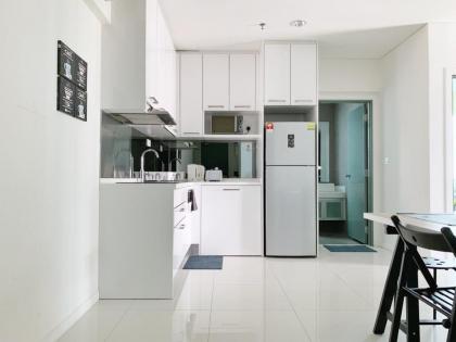 Lovely 2Br Apartment @ Bukit Bintang Walk to KLCC - image 19