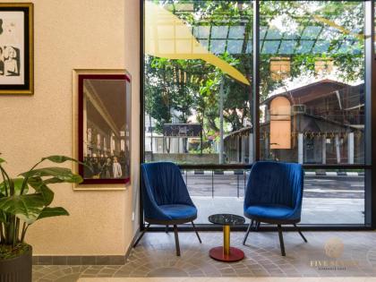 Simplicity Bedroom luxurious wine lounge #Studio - image 21