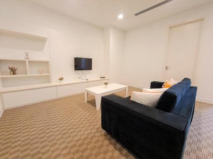 Wonderful 2Br Apartment  @KLCC Walk to KLCC & LRT - image 2