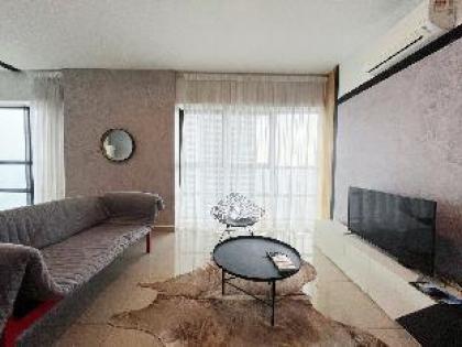 Classic 3 Bedroom Suite @ Arte+ Ampang - image 11