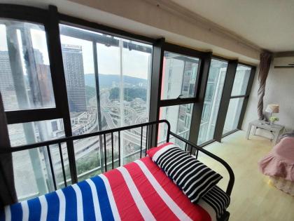 Most Romantic Panoramic Family Loft Emp Damansara - image 14