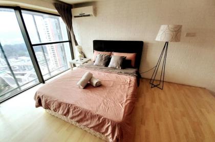 Most Romantic Panoramic Family Loft Emp Damansara - image 17