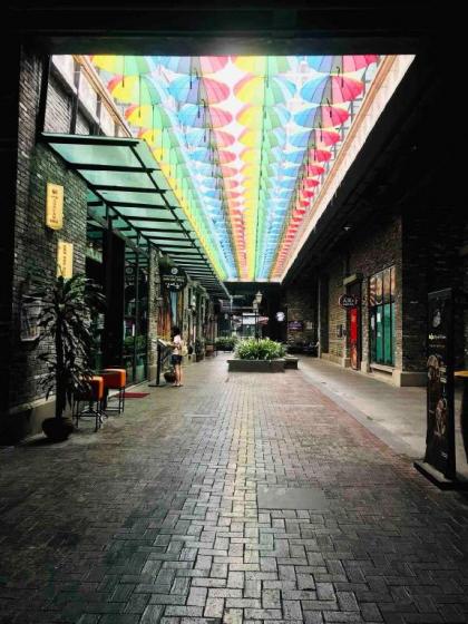 Most Romantic Panoramic Family Loft Emp Damansara - image 9