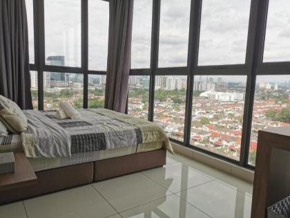 cozy Sofo suite 2 bedrooms and great view of KL - image 11