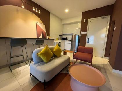 One BR Suite ARTE 1FreeParking - image 8