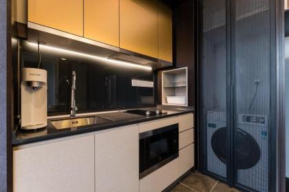 Scarletz KLCC 1 BR 4 Pax Wifi 100Mbps 25-05 - image 27