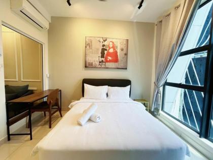 Stylish 2BR Suite @ Arte Mont Kiara - image 10