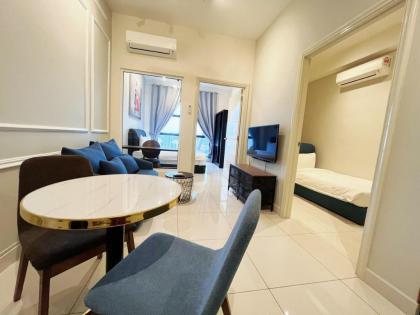 Stylish 2BR Suite @ Arte Mont Kiara - image 8