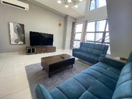 Comforting 2BR Duplex @ Arte Mont Kiara - image 20