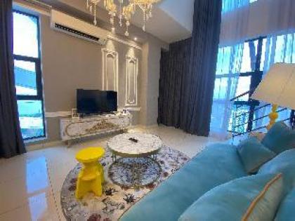 Duplex Unit 2BR @Arte Mont Kiara - image 1