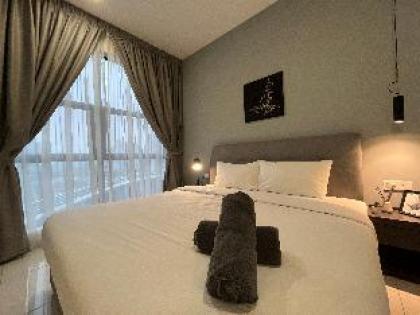 Lovely Home 1BR Suite/Jacuzzi/Mitec/ArteMontKiara - image 15