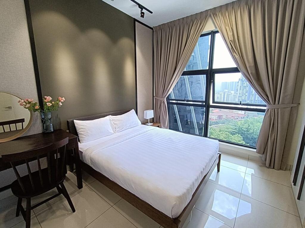 Deluxe Couple 1BR Suite @ Arte Mont Kiara - main image