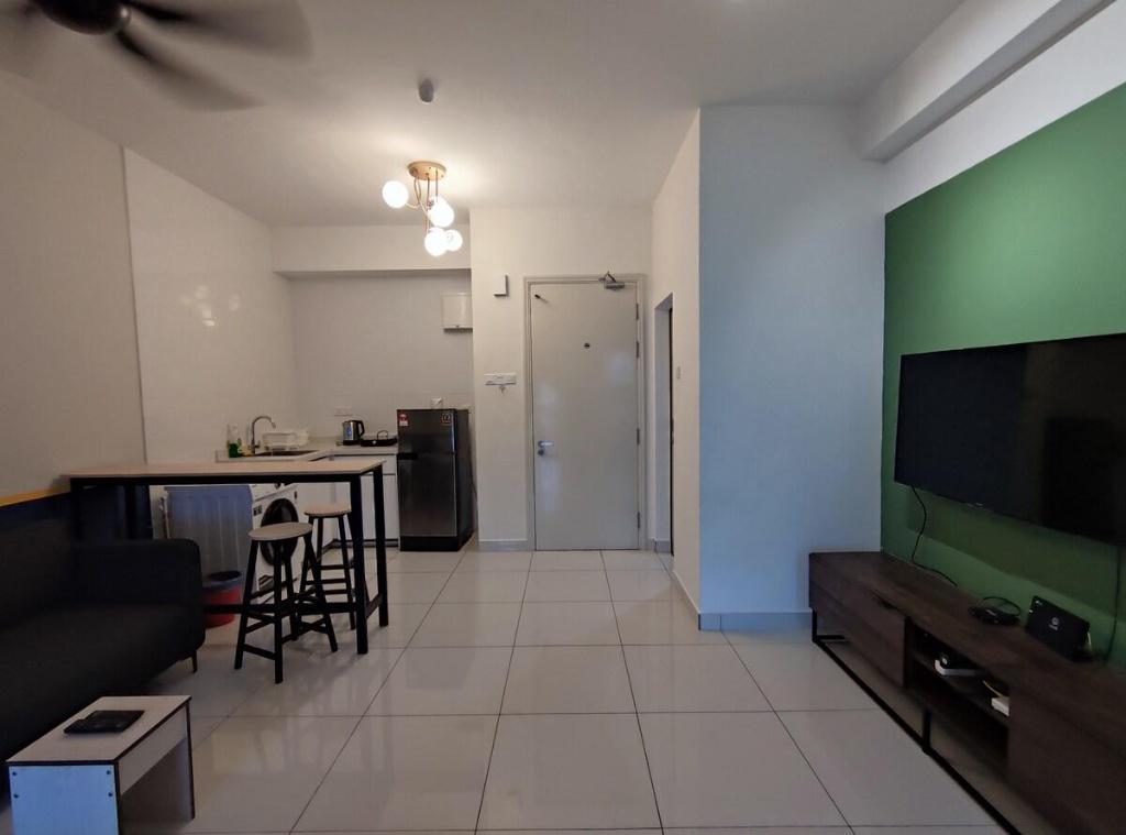 Stunning 1Br Suite @ Arte Mont Kiara - image 6