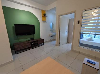 Stunning 1Br Suite @ Arte Mont Kiara - image 7