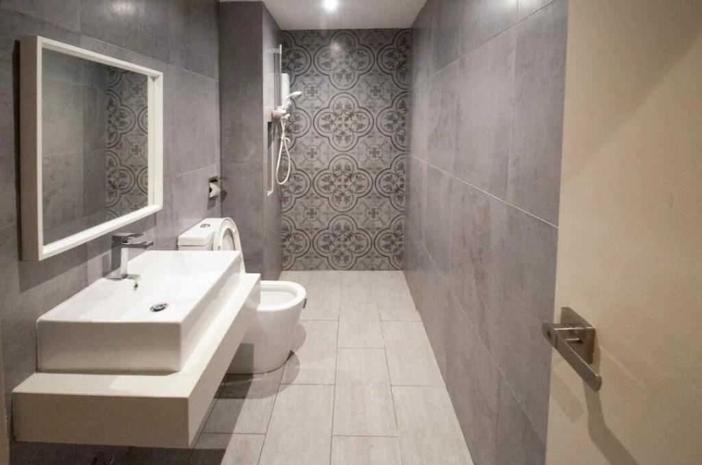 European 2 bedroom Duplex @ Arte - image 3