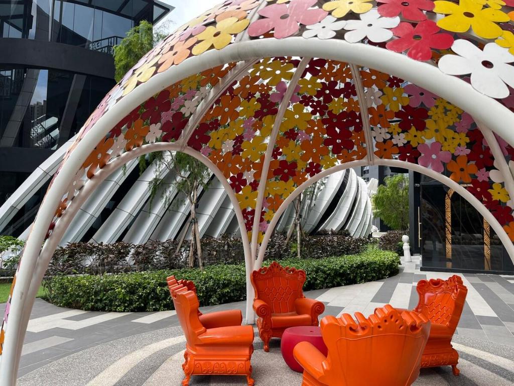 Preferred 1bedroom Suite @ Arte Mont Kiara - image 2