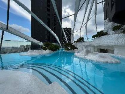Remarkable 2BR Suite @ Arte Mont Kiara - image 11