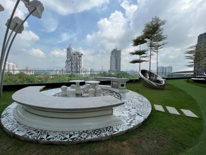 Entire 1Bedroom Cozy Suite @Arte Mont Kiara - image 12