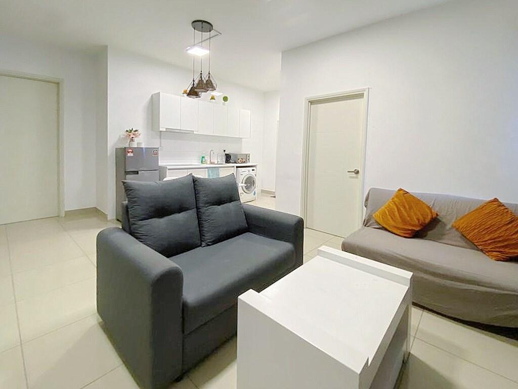 Luscious 2 bedroom Suite@ Arte Plus Ampang - image 2