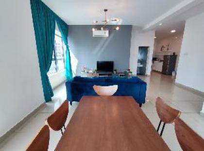 Breezy Blue 3bedroom Suite @ Arte Plus Ampang - image 10