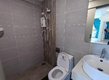 Breezy Blue 3bedroom Suite @ Arte Plus Ampang - image 13