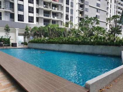 A 3 bedrooms near Desa Park City Kepong Mont Kiara - image 20