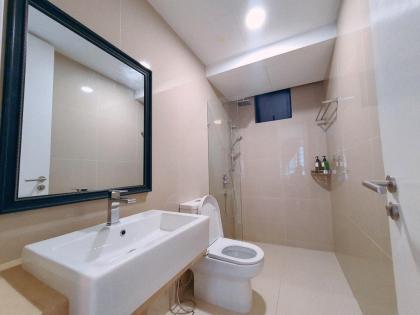A 3 bedrooms near Desa Park City Kepong Mont Kiara - image 26