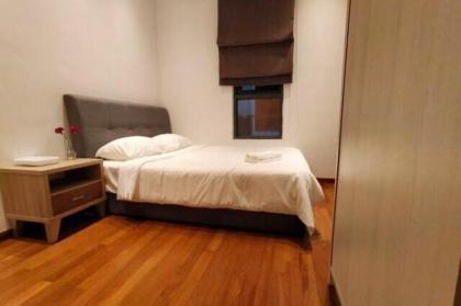 Luxury Apartment 3 Privatelift 100mLRT Midvalley - image 21