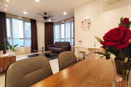 Luxury Apartment 3 Privatelift 100mLRT Midvalley - image 24