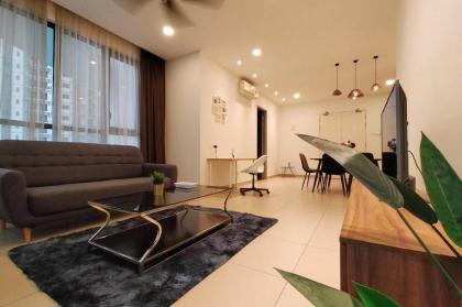 Luxury Apartment 3 Privatelift 100mLRT Midvalley - image 26