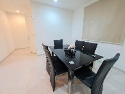 Binjai8 KLCC Premium Soho 2Br Apartment Netflix - image 5