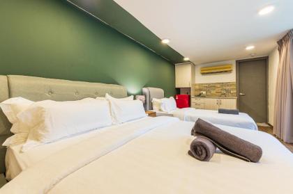 Corner Bungalow 25Pax Staycation PJ by Verano - image 24