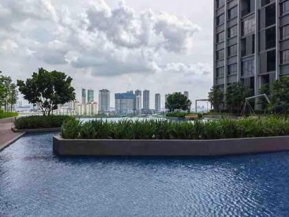 Millerz Square 3R2B 7Pax Condo Nearby Mid Valley - image 2